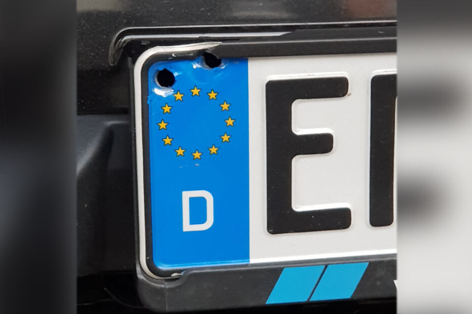 Die Einschüsse sind deutlich zu erkennen.