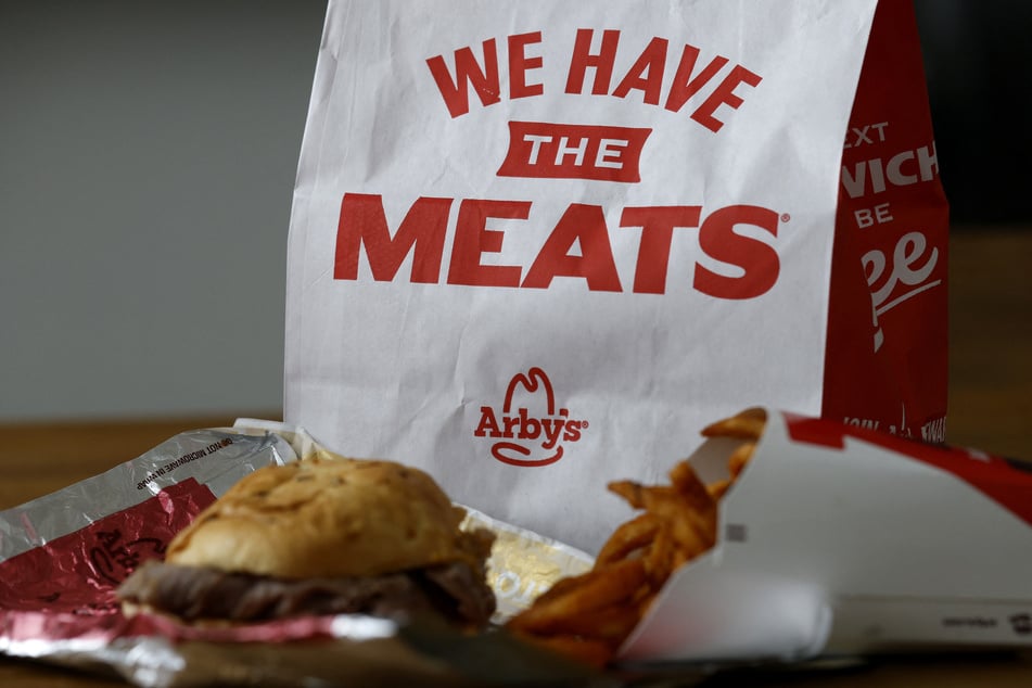 Ekel-Vorwurf gegen Arby's: Eine Kundin wirft einer Ex-Managerin vor, ihr Sandwich bespuckt zu haben, und macht sie für eine Herpes-Infektion verantwortlich. (Symbolfoto)