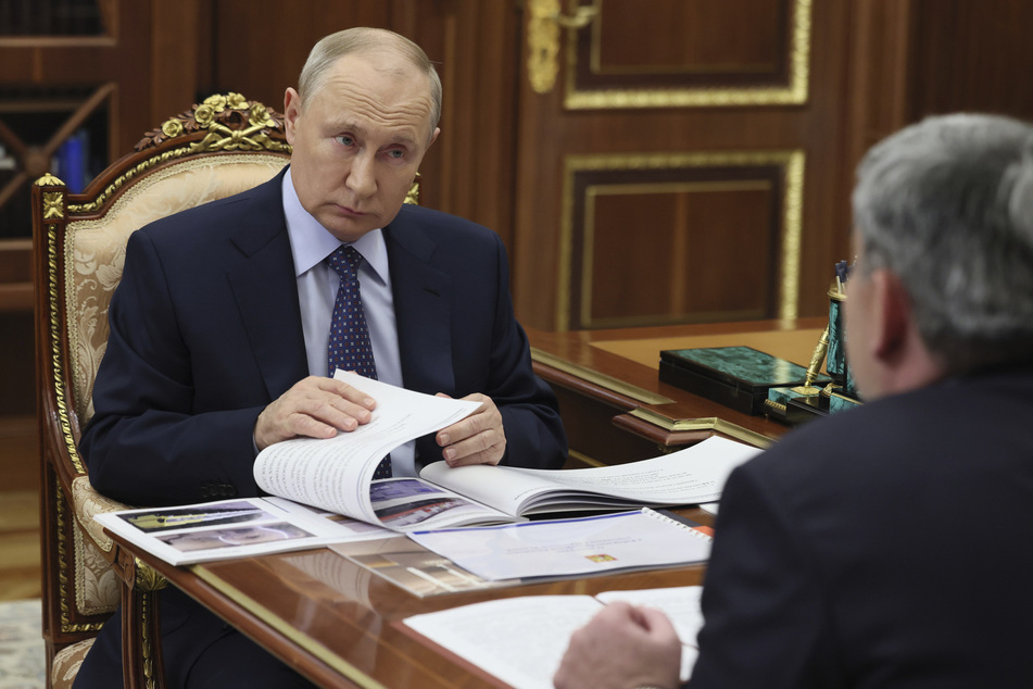 Könnte Putins Gesundheitszustand Grund für die äußerlichen Schwankungen sein?
