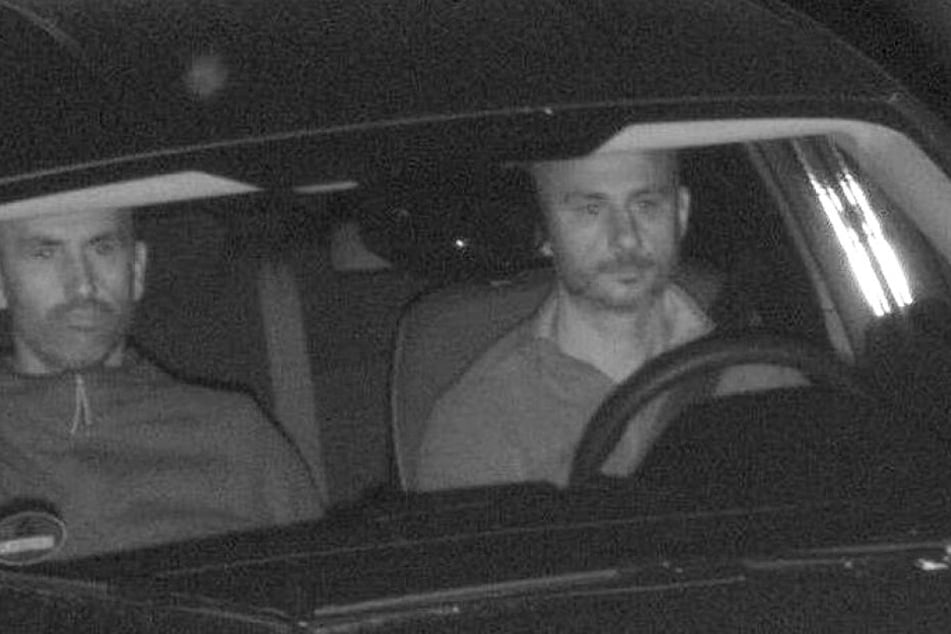 Nach Auto-Diebstahl geblitzt: Wer kennt diese beiden Männer?