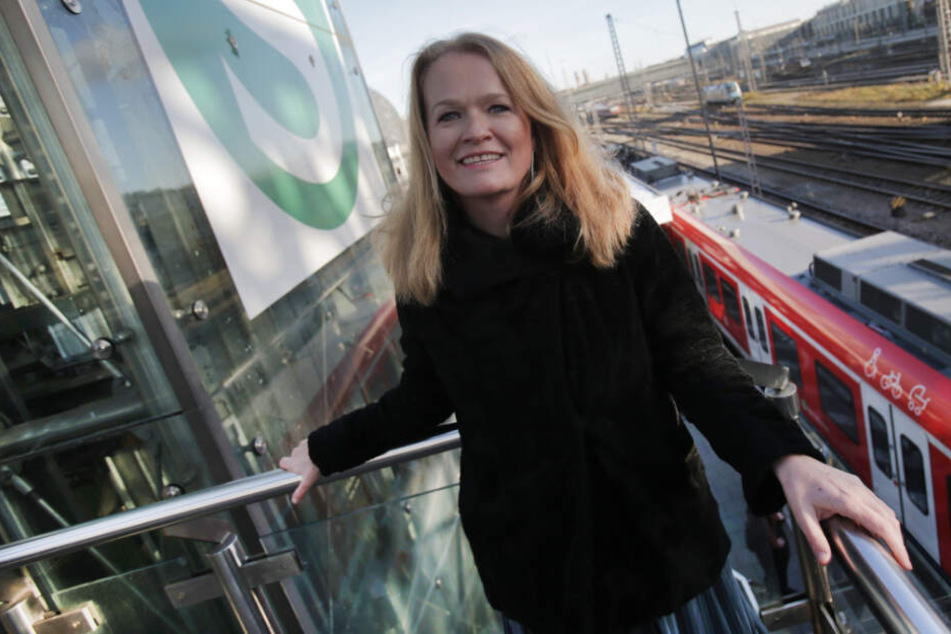 Regina Wallner ist seit zehn Jahren die Stimme der Münchner S-Bahn.