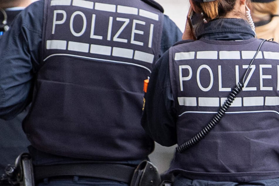 Die Polizei sucht Zeugen. (Symbolbild)