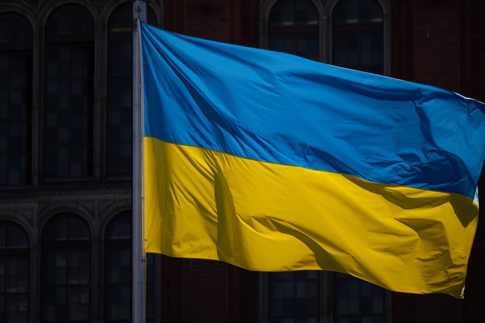 Ukraine-Krieg: Trotz Friedensbemühungen - Moskau und Kiew setzen Krieg fort