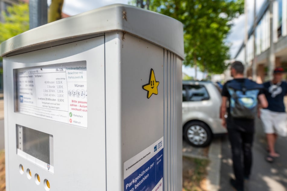 Sogar an Parkautomaten und an Ampeln in der City können Sterne entdeckt werden.