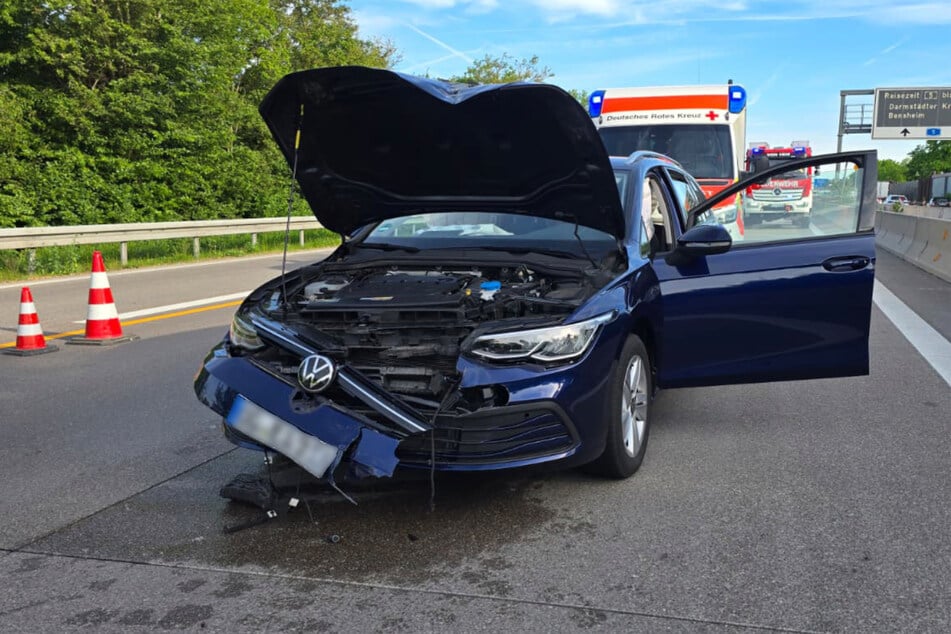 Der VW musste abgeschleppt werden.
