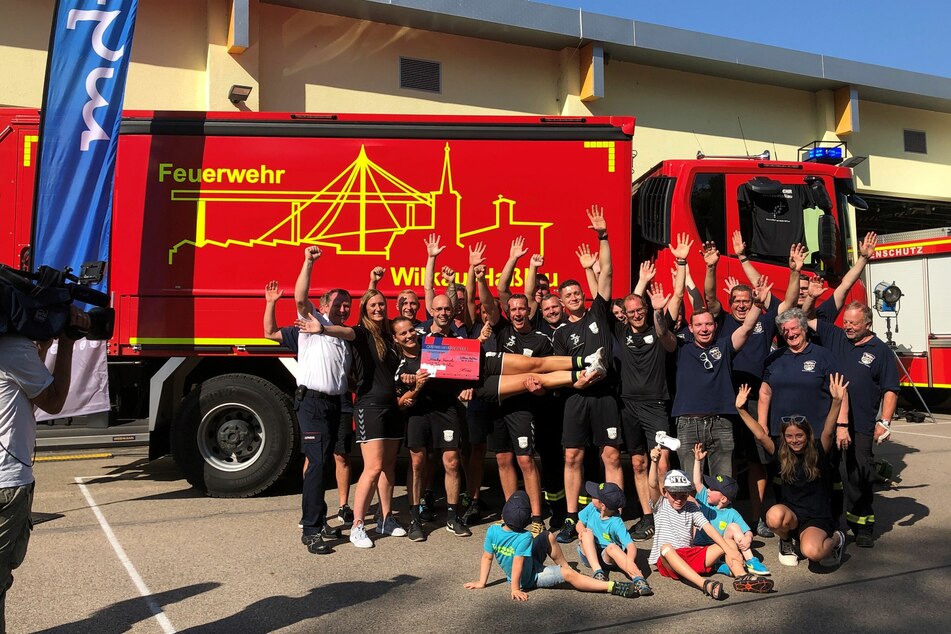 Die glücklichenGewinner der Sommeraktion "Fit wie die Feuerwehr": FFW Wilkau-Haßlau