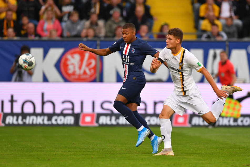Mbappé trifft hier zum 1:0 für PSG.