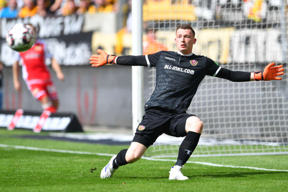 Markus Schubert soll sich laut den Fans endlich zu seiner Zukunft äußern.