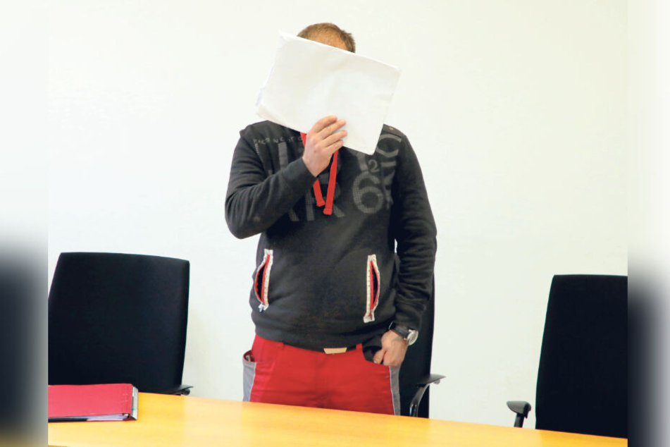 Johnny M. (31) musste sich am Mittwoch wegen Körperverletzung vor dem Chemnitzer Landgericht verantworten.