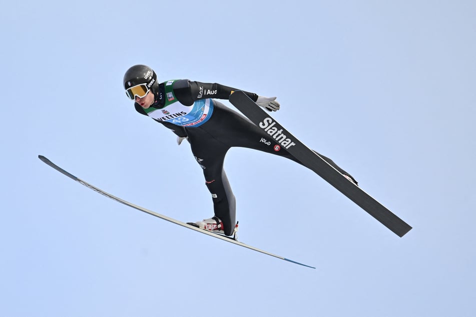 Der eigentlich bereits zurückgetretene Testspringer Andrea Campregher (24) sorgte auf dem "Monsterbakken" in Vikersund für eine Schreckminute.