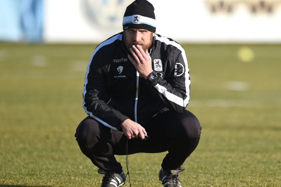 Daniel Bierofka übte nach der Pleite Kritik an seiner Mannschaft, fand jedoch auch lobende Worte.