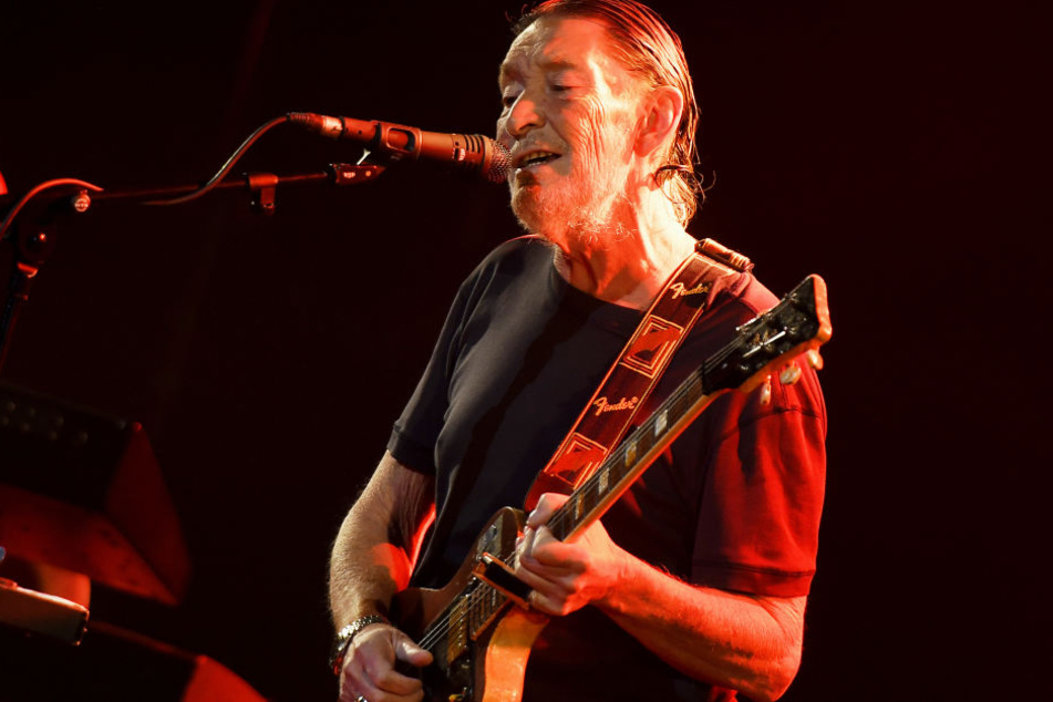 Der Sänger Chris Rea bei einem Auftritt Anfang November in Wien. In Oxford brach er jetzt auf der Bühne zusammen.
