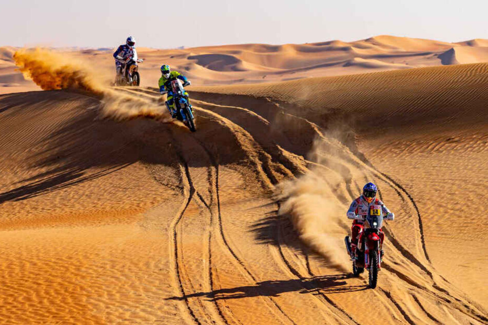 Dass die Dakar nicht immer so idyllisch ist, wie auf diesem Bild, beweist der zweite Todesfall in diesem Jahr.