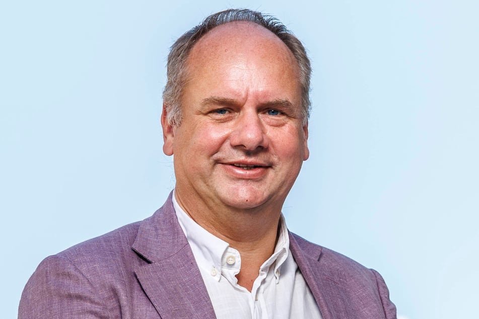 OB Dirk Hilbert (54, FDP) will am Dienstag über die nächsten Schritte informieren.