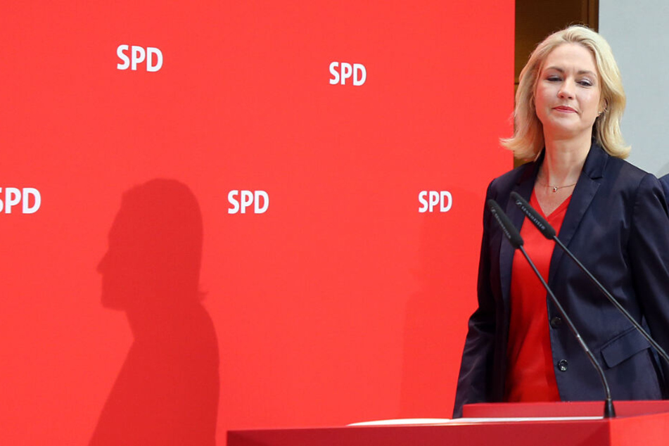 Wegen ihrer Krebserkrankung tritt Manuela Schwesig als kommissarische SPD-Bundesvorsitzende zurück. (Archivbild)