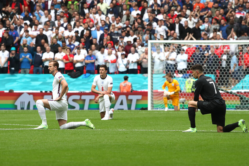 Kreuter begrüßt den Kniefall der deutschen und englischen Nationalmannschaft vom Dienstagabend.