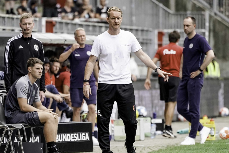 St.-Pauli-Trainer Timo Schultz (43) war mit der Leistung seiner Mannschaft zufrieden.