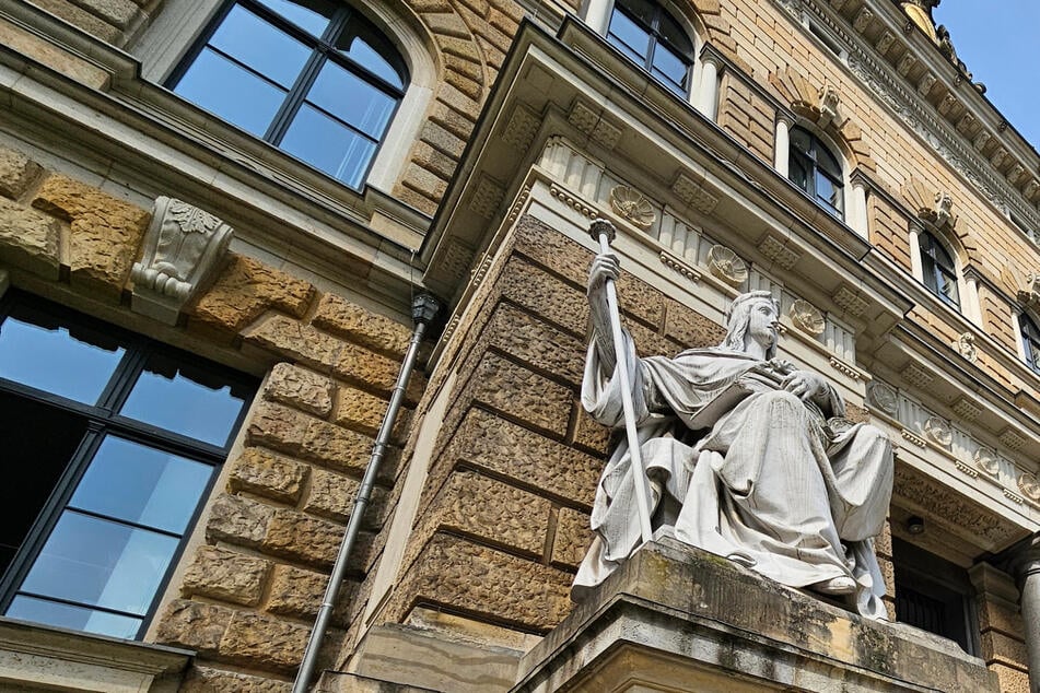 Drama um Ex-Freundin: Vier Männer nach mutmaßlicher Geiselnahme in Dresden angeklagt