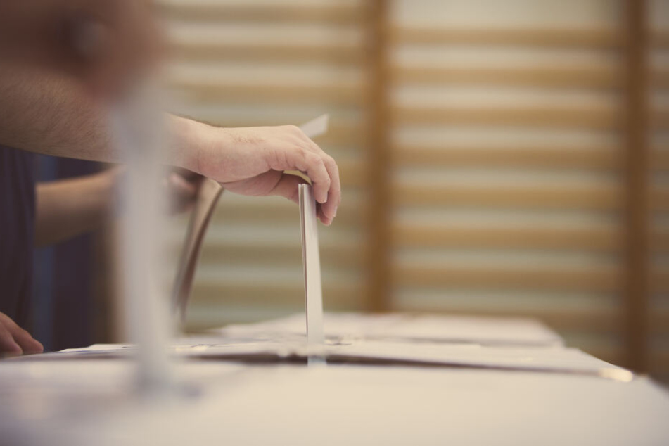 Eine Entscheidung im ersten Wahlgang gilt aktuell jedoch als unwahrscheinlich.