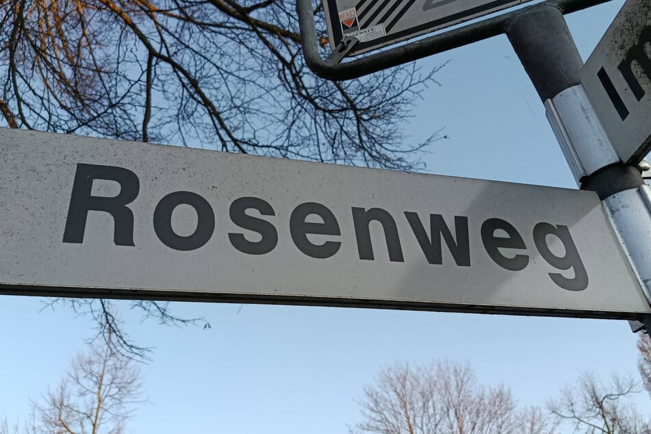 Das Einfamilienhaus liegt am Rosenweg in St. Augustin-Buisdorf.