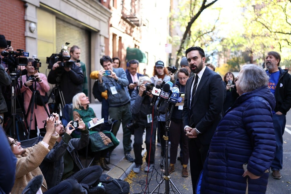 Zohran Mamdani speaks to the press in the Manhattan borough of New York during early voting for the upcoming mayoral election on October 27, 2025.