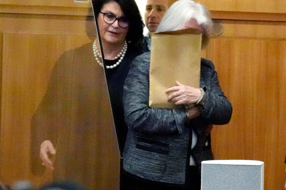 Die 70-Jährige litt laut ihrer Verteidigerin zum Zeitpunkt der Tat unter Depressionen. (Archivbild)