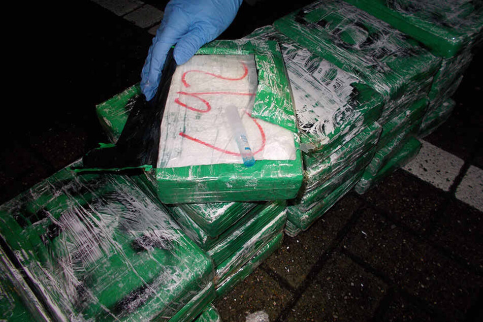 33 Kilogramm Kokain fand der Zoll aus Bielefeld. Das entspricht einen Wert von 2,5 Millionen Euro.