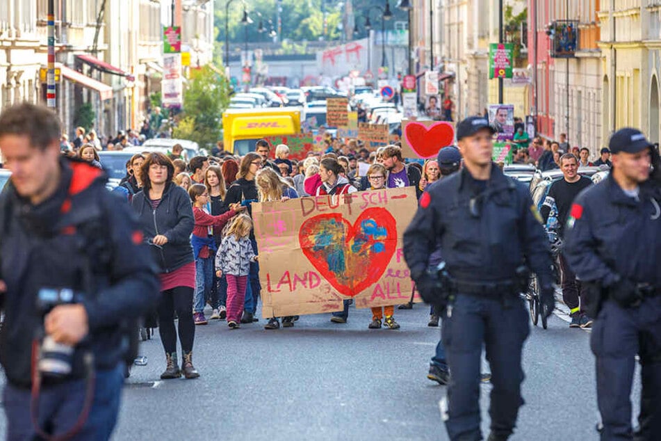 Die Polizei sicherte den Demonstrationszug ab.
