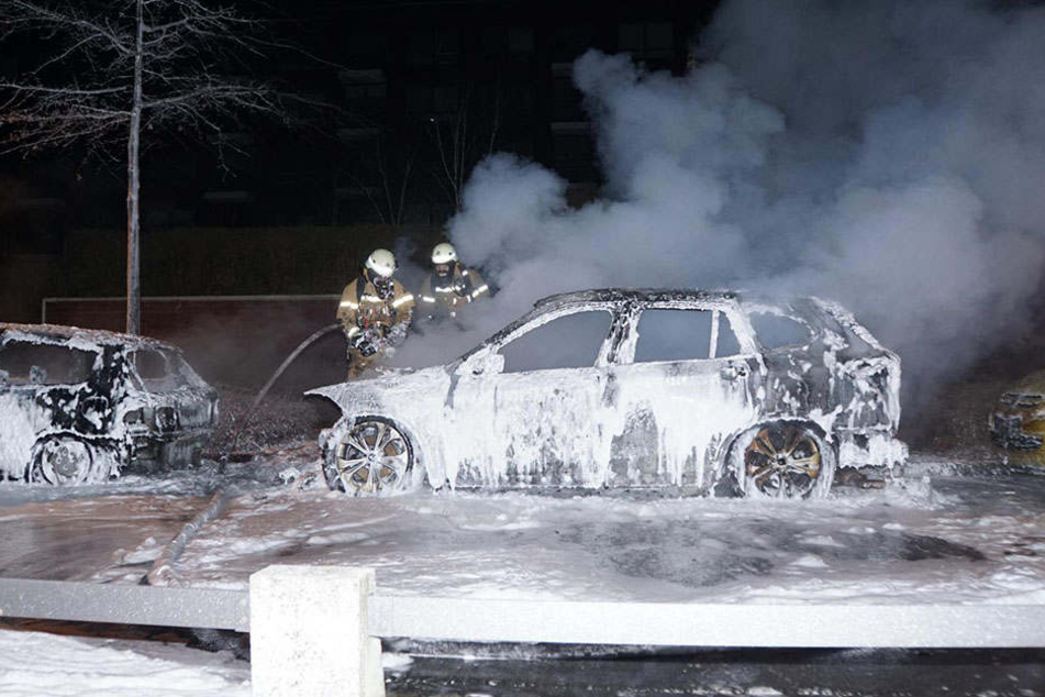 Der BMW brannte komplett aus