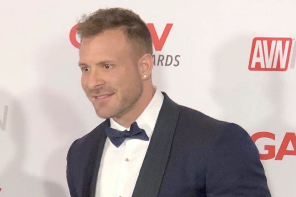 Justin Heath Smith (44, aka "Austin Wolf") muss wegen Kindesmissbrauchs ins Gefängnis.