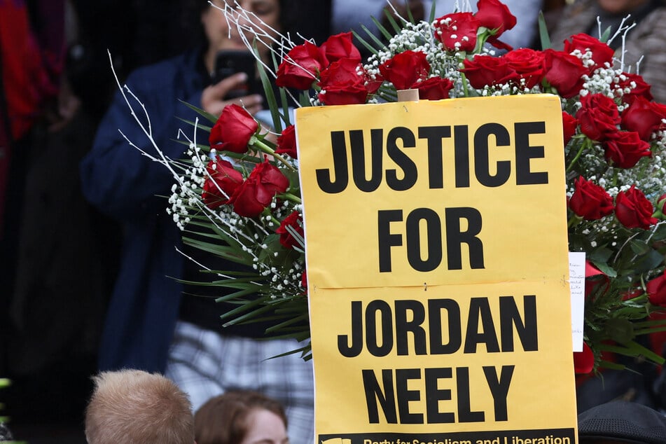 Jordan Neely: Al Sharpton delivers eulogy as calls for justice continue