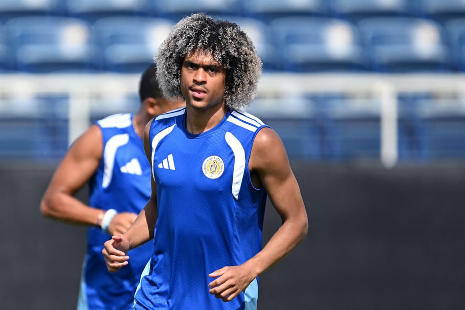 Tahith Chong (26) wirbelt für Curaçao auf dem Flügel.