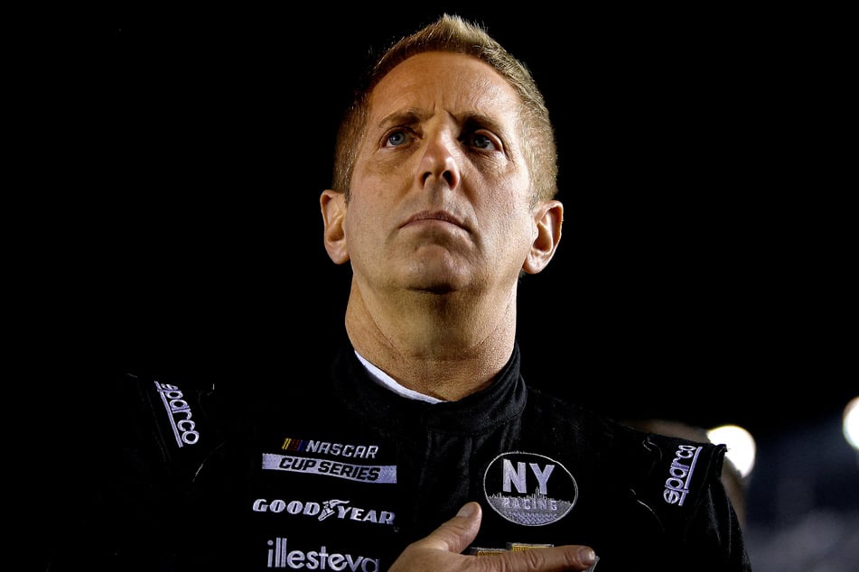 Former NASCAR racing driver Greg Biffle was killed along with his wife and children in a tragic plane crash on Thursday, which left no survivors.