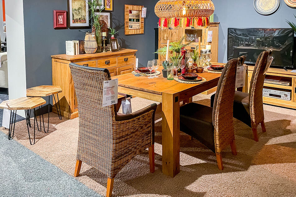 Möbel Kraft senkt rund um den Feiertag massiv die Preise