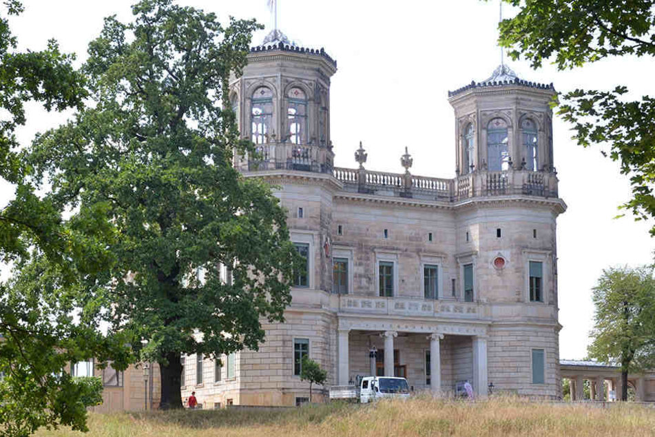 Das Lingnerschloss wurde 1906 vom "Odol-König" Karl August Lingner, dem Erfinder des Mundwassers, gekauft.