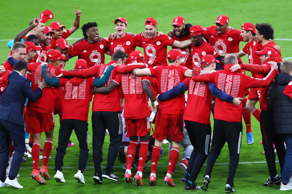 Nur noch die Spieler und Vereinsangehörige dürfen im Trainingslager der Bayern bleiben, die zuletzt die Meisterschaft gewonnen hatten.