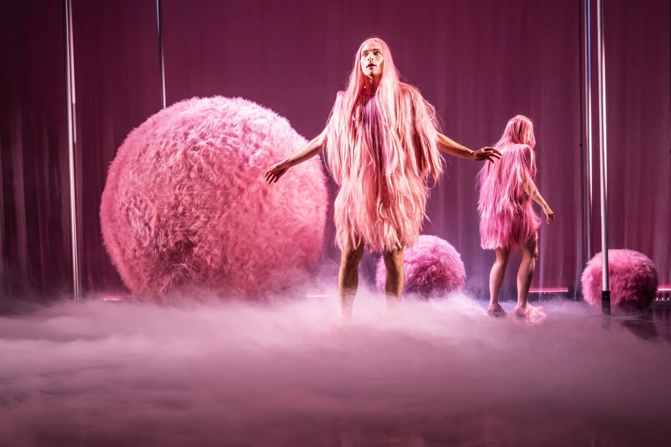 "Die Hölle auf Erden" feierte Premiere am Theater Magdeburg.