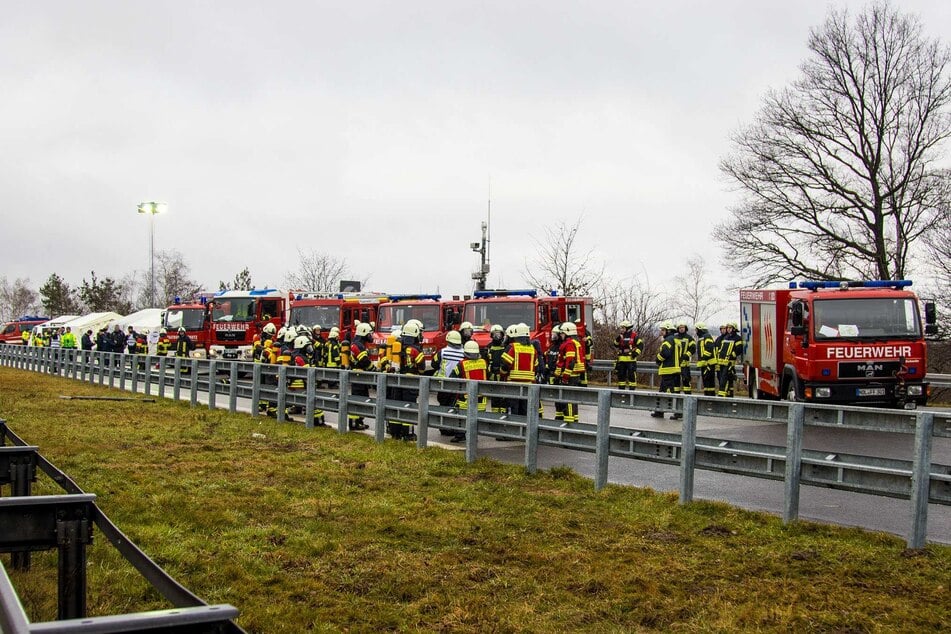 Zahlreiche Einsatzkräfte nahmen an der Übung teil.