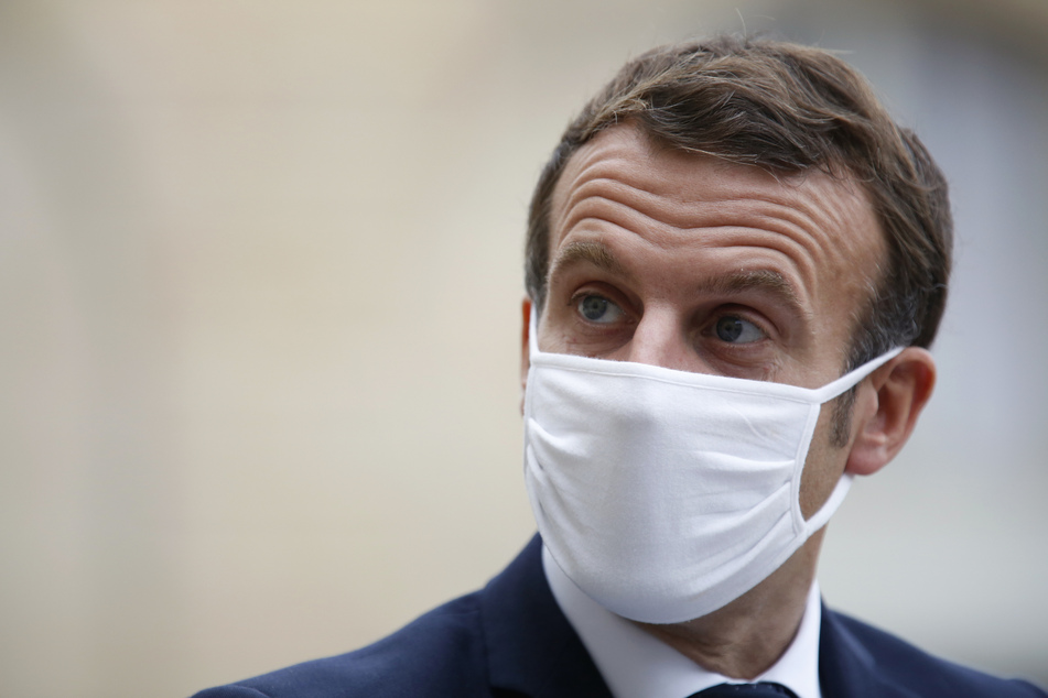 Frankreichs Staatschef Emmanuel Macron hatte nach der Enthauptung des Lehrers Samuel Paty die Meinungsfreiheit und die Veröffentlichung auch religionskritischer Karikaturen verteidigt.