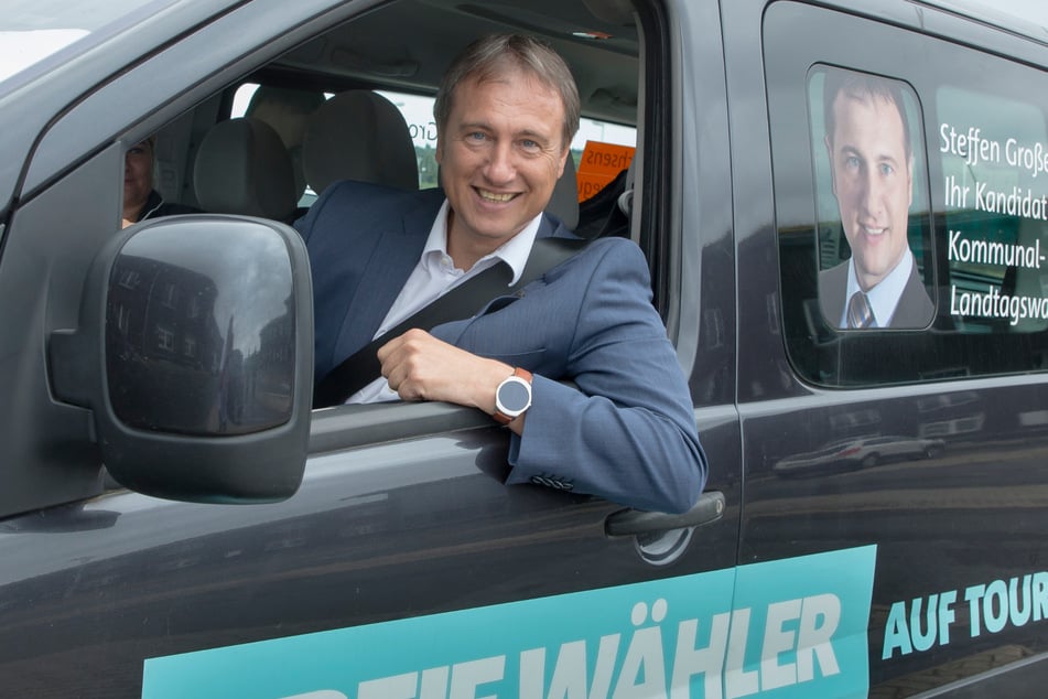 Als Landesvorsitzender der Freien Wähler ging Steffen Große 2019 auf Wahlkampf-Tour in Altenberg.
