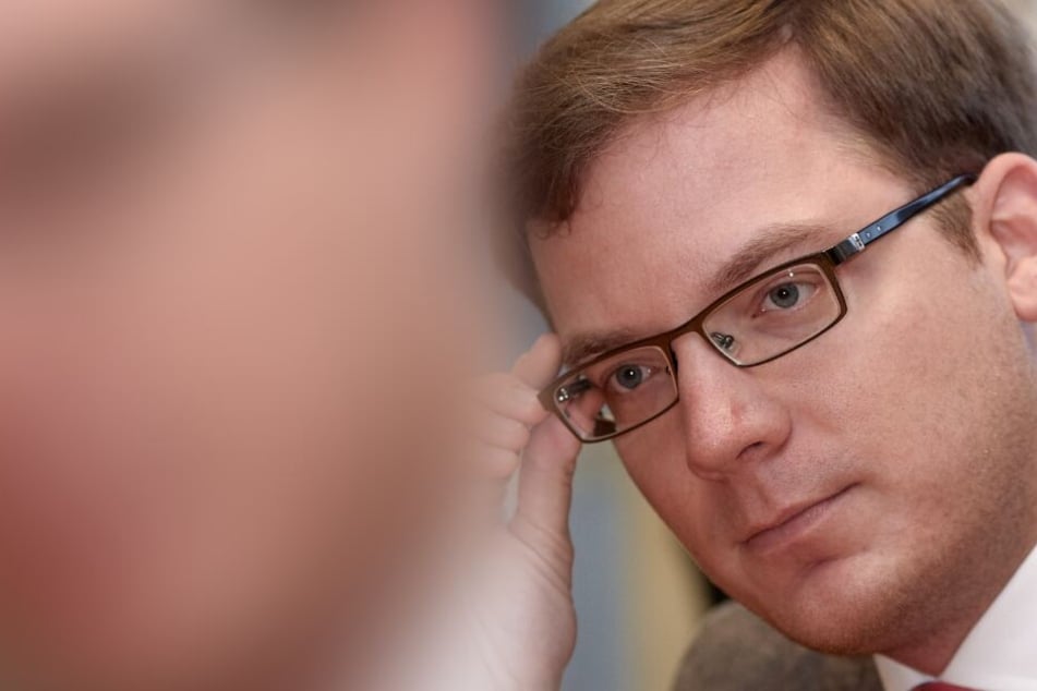 In der falschen Trauermeldung wurde bereits die Beerdigung des ehemaligen Politikers Tobias Huch angekündigt.