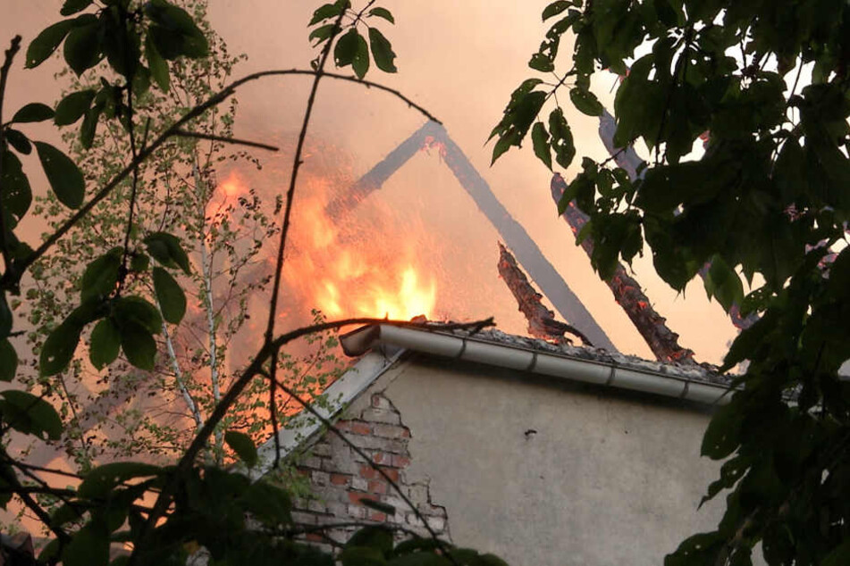 In Oelsa brannte das ehemalige Freigut ab.