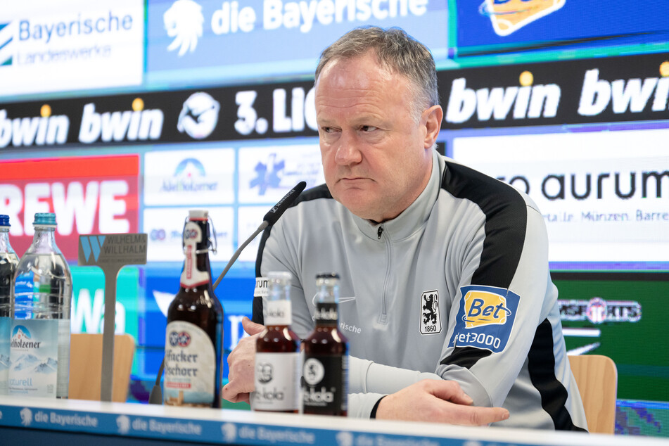 Können sich Interimstrainer Frank Schmöller und seine Spieler vom TSV 1860 München mit einem Sieg in die Winterpause verabschieden?