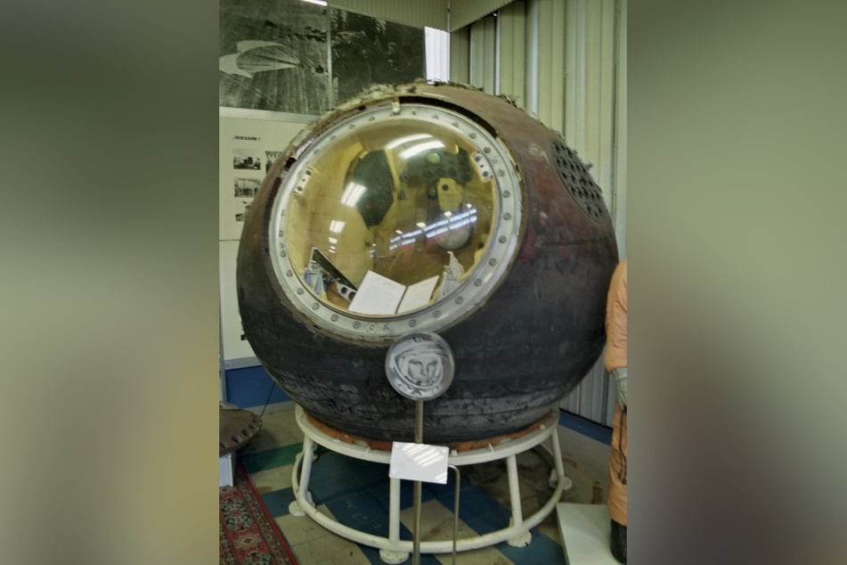 Aus dieser Kapsel ließ sich Gagarin zur Landung mit dem Fallschirm auswerfen.