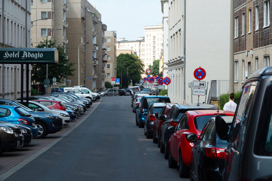 Vor dem Parkverbot fanden hier deutlich mehr Anwohner einen Stellplatz.