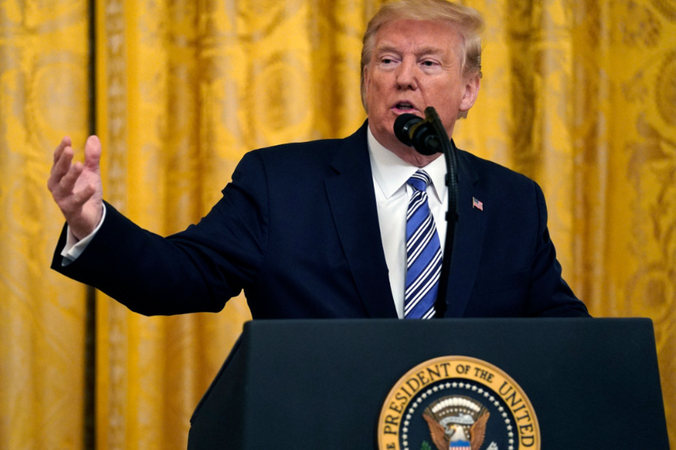 US-Präsident Donald Trump spricht über das Coronavirus.