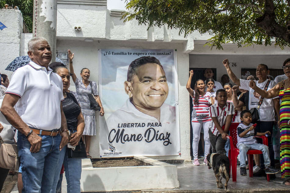In der kolumbianischen Heimat des Stürmers gehen seit Tagen die Menschen auf die Straße und demonstrieren für die Freilassung von Manuel Diáz.