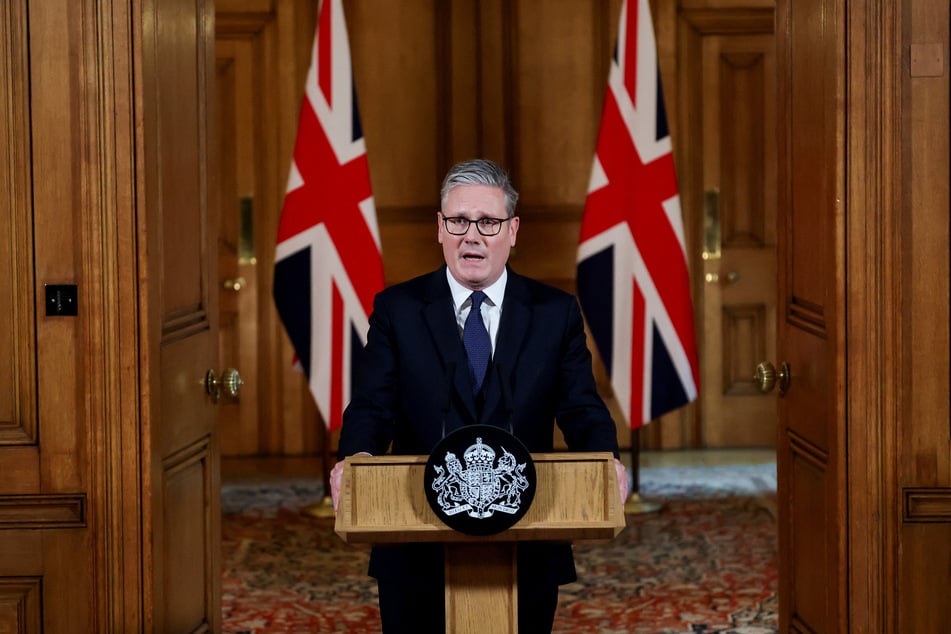 Der britische Premier Keir Starmer droht Israel damit, den Staat Palästina anzuerkennen, sollten keine Friedensbemühungen seitens Israel deutlich werden.