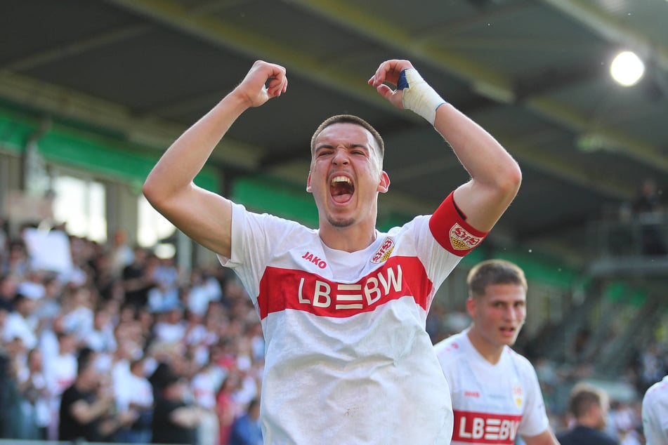 Ivan Knezevic (19) schließt sich dem 1. FC Kaiserslautern an.