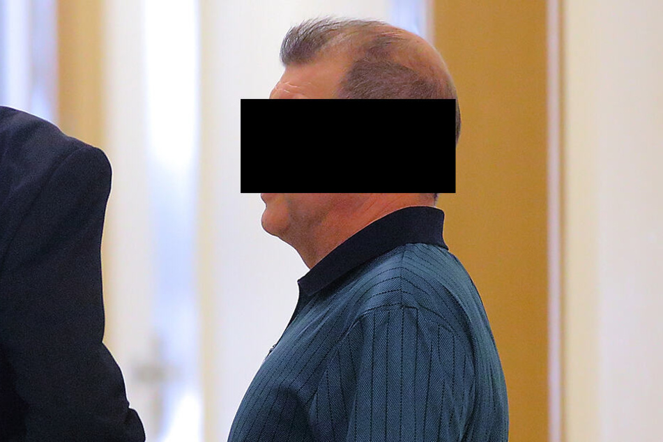 Günter G. (60) musste vor den Amtsrichter, weil er seine Familie tyrannisierte.